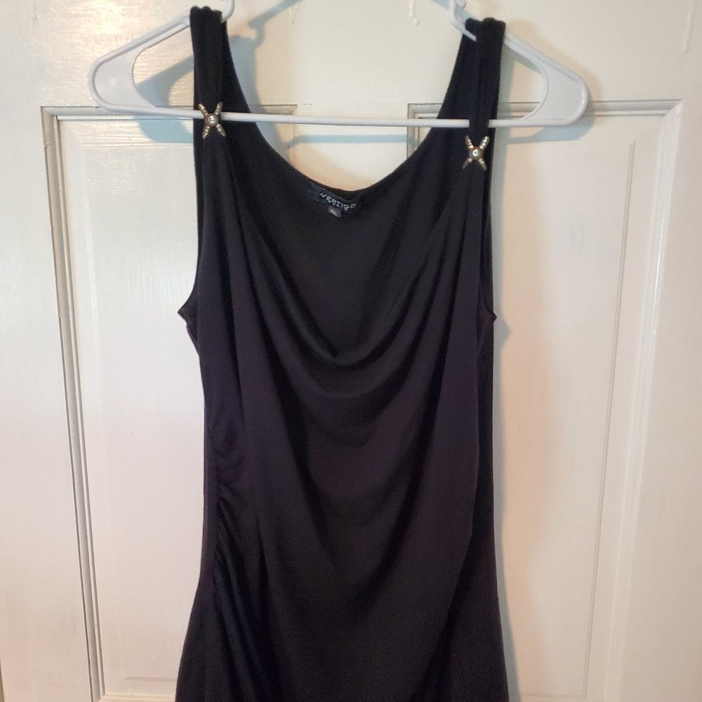 Vertigo Paris EUC Women's Size XL Black Sleeveless Knit Boatneck Top Jewel Piece